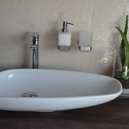 Panzió H2o Sirmione