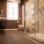 ベッド・アンド・ブレックファスト H2o シルミオーネ