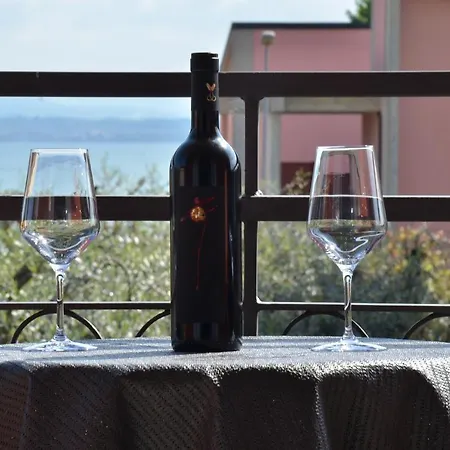 H2o Oda ve Kahvaltı Sirmione